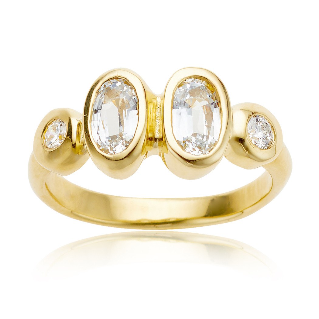 Ginger Ring with White Sapphire and Diamond